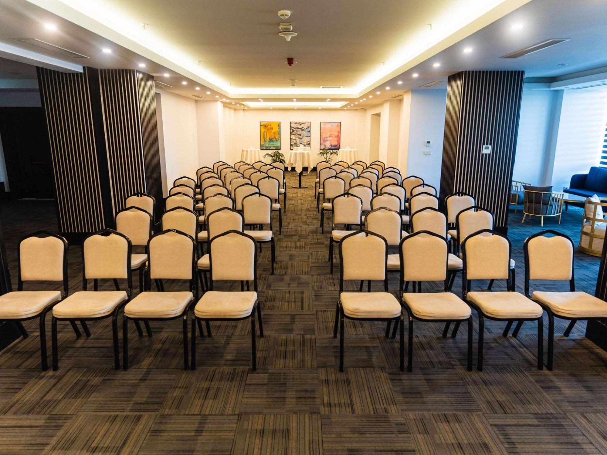 Mercure Baku City Exterior foto